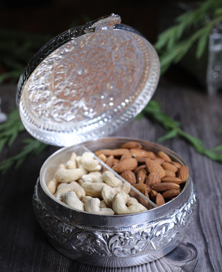 Nakashadari Round Box