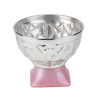Bowl with pink base